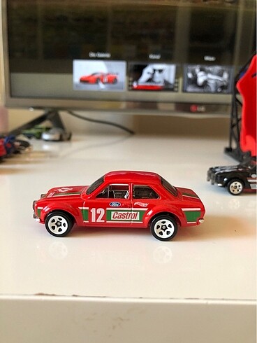  Beden Renk Hotwheels 70? Ford Escort RS 5?li varyasyon