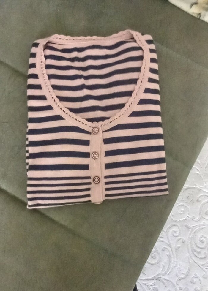 Bayan mevsimlik hırka - Görsel 3