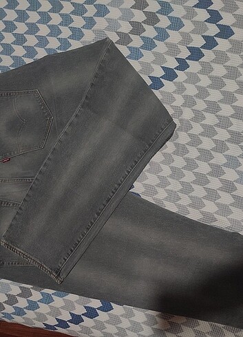 34 Beden gri Renk LEVİS ORJİNAL PANTOLON