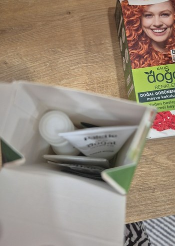 Kalıcı Doğal Görünümlü Saç Boyası 8-77 Tarçın Bakır - Görsel 2