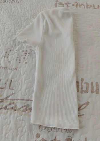 Kadın Beyaz V Yaka Kısa Kollu  Tişört - Görsel 2