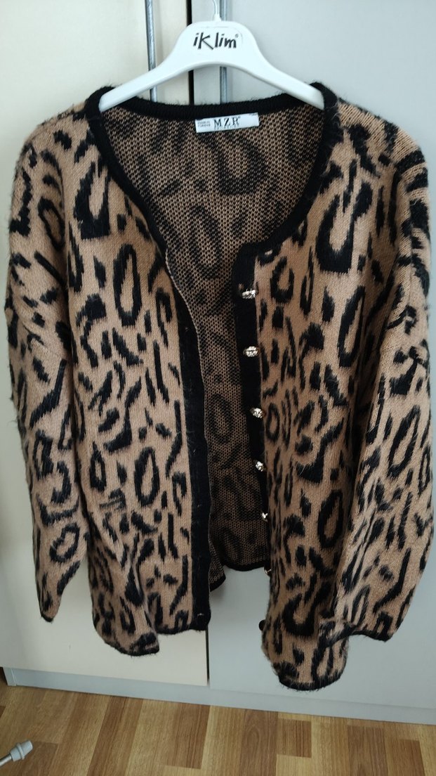 Kahverengi Leopar Desenli Kadın Hırka - Görsel 2