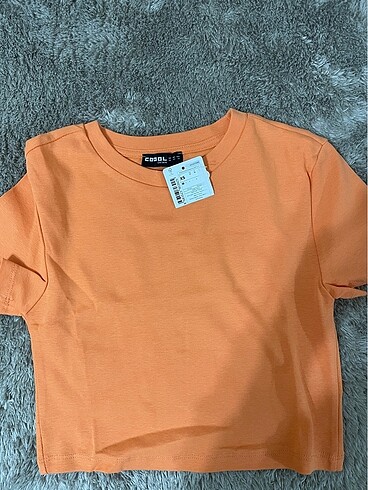 Crop tişört
