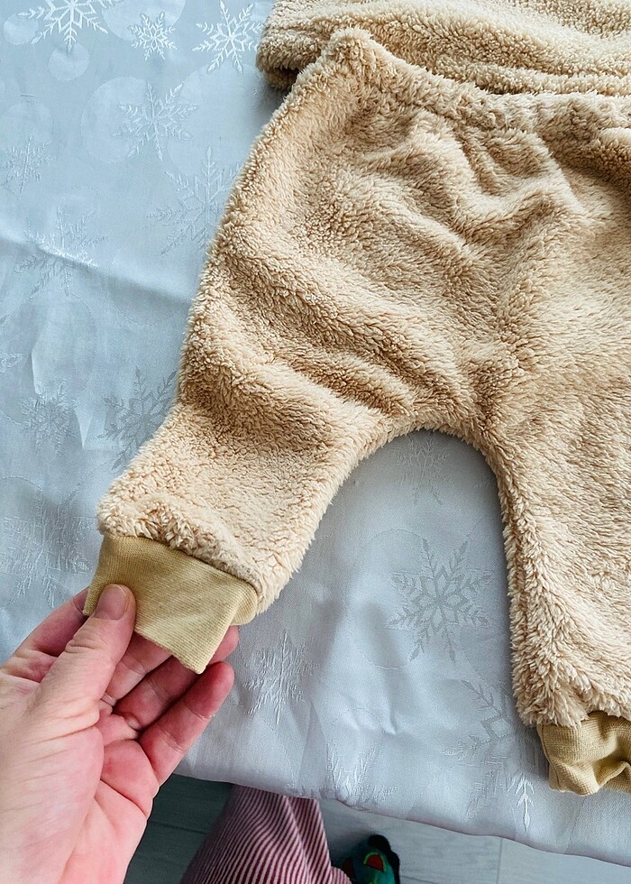 Lc Waikiki peluş alt üst takım zıbın body hastane çıkışı - Görsel 4