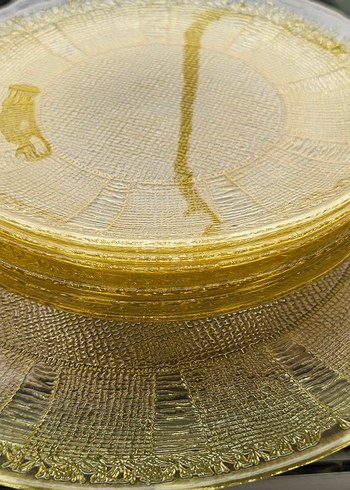 Parlak Altın Renkli Cam Servis Tabağı ve Pasta Tabağı Seti - Görsel 3