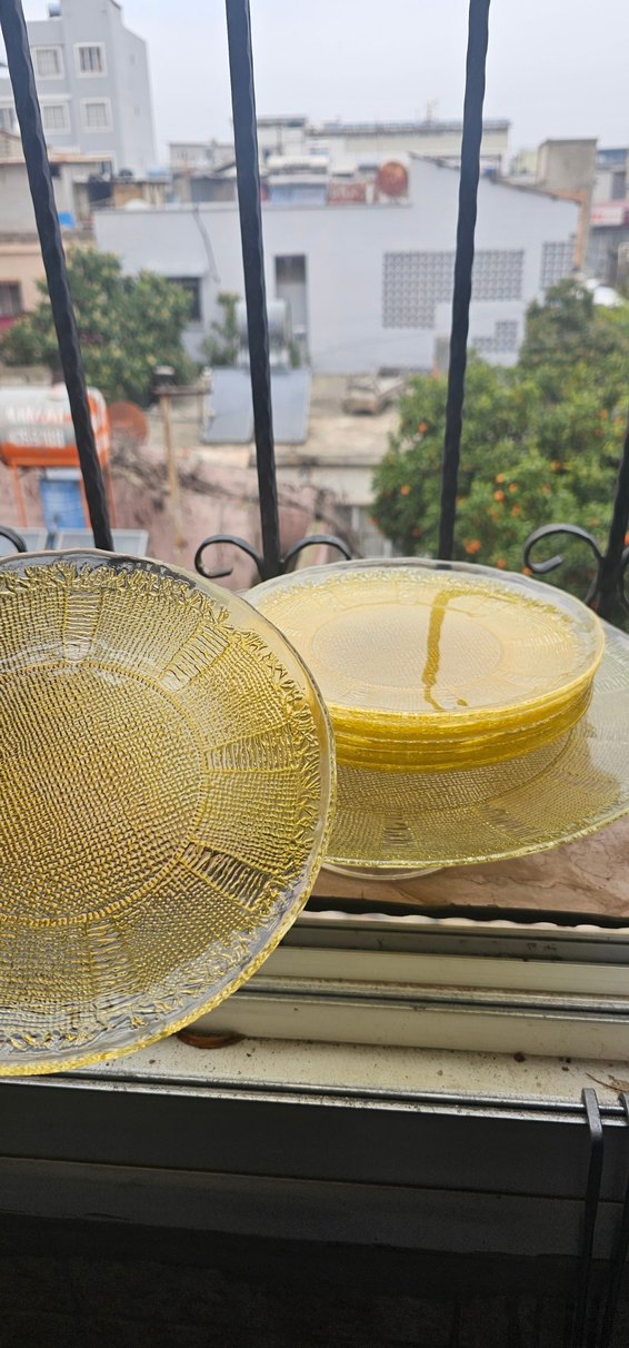 Parlak Altın Renkli Cam Servis Tabağı ve Pasta Tabağı Seti - Görsel 4