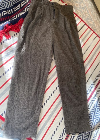 Kadın Pliseli Rahat Kesim Kumaş Pantolon