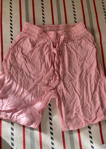 Pembe Keten Mini Şort Pilili Rahat Kesim