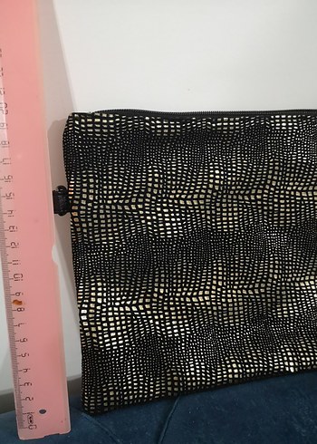 Beden Kadın Siyah Deri Yılan Desenli Fermuarlı Clutch