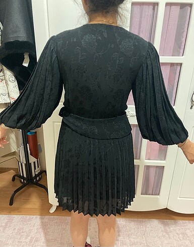 xl Beden siyah Renk ADL(ADİL IŞIK) MARKA ELBİSE
