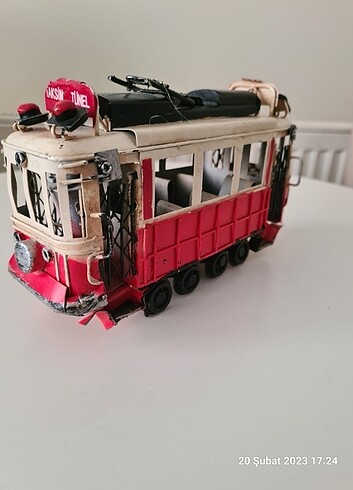 Beden Taksim tren