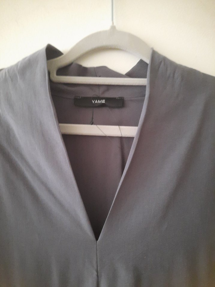 Gri Uzun Kollu V Yakalı Tunik ebise - Görsel 4