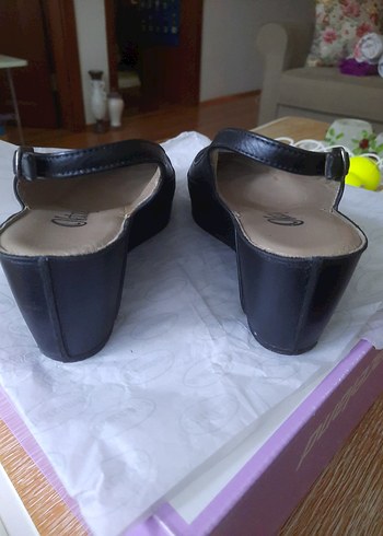 Kadın Siyah Platform Topuklu Kemerli Ayakkabı - Görsel 3