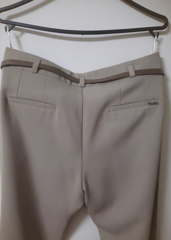 Kadın Bej Kemerli Kumaş Pantolon - Görsel 3