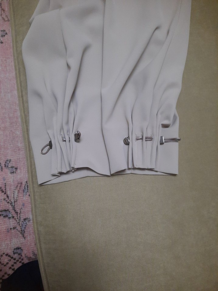 Kadın Bej Kemerli Kumaş Pantolon - Görsel 4