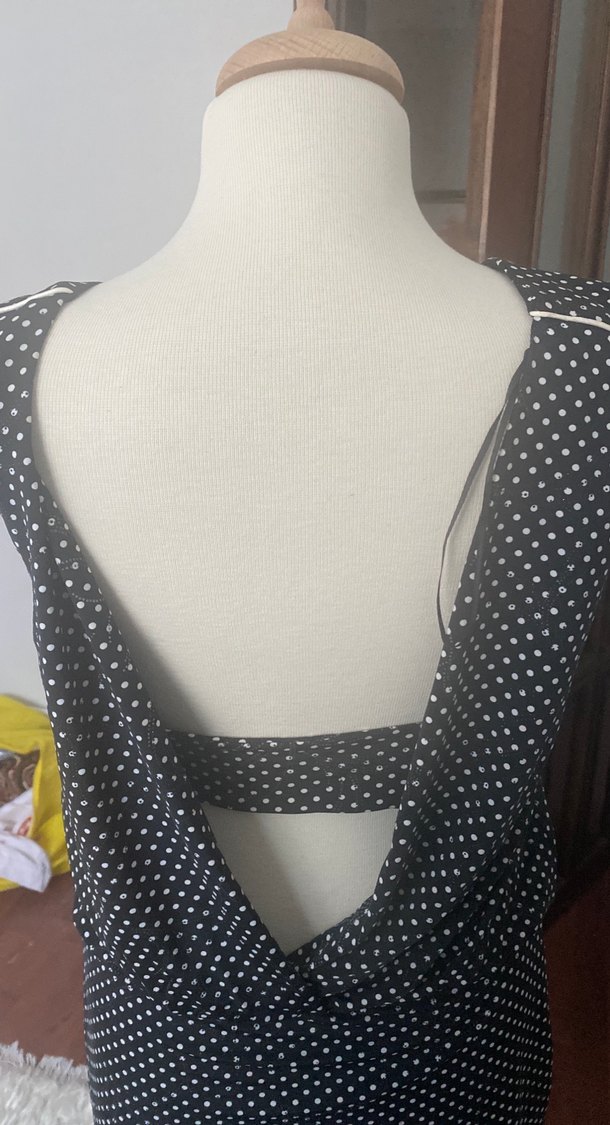 Siyah Beyaz Puantiye Desenli Midi Elbise - Görsel 3