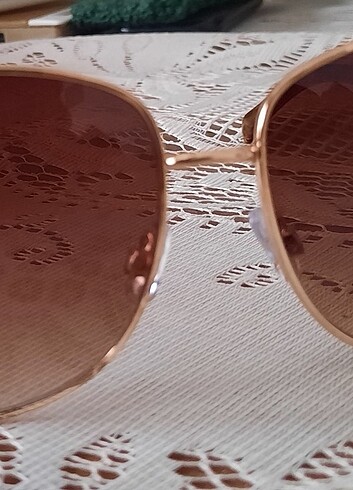 Avon Avon kadın güneş gözlüğü 