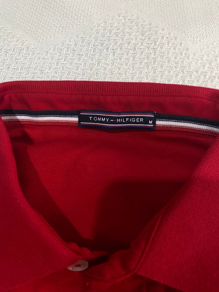 Kırmızı V Yakalı Kısa Kollu Polo Tişört - Görsel 3