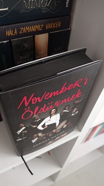  November'ı öldürmek ciltli