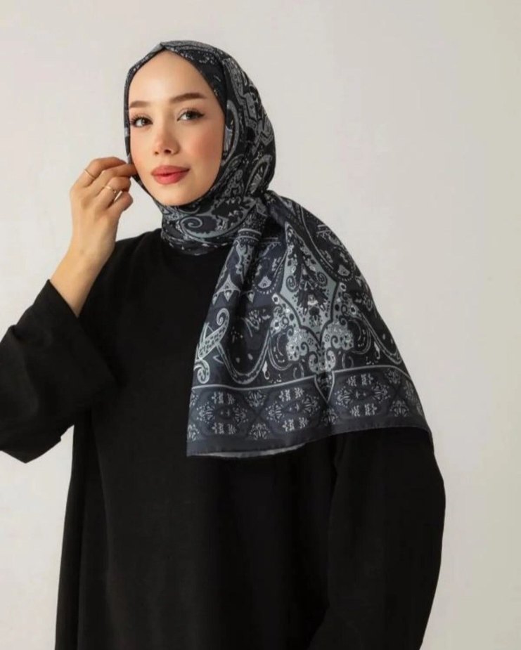 Siyah Kadın Şal - Görsel 2