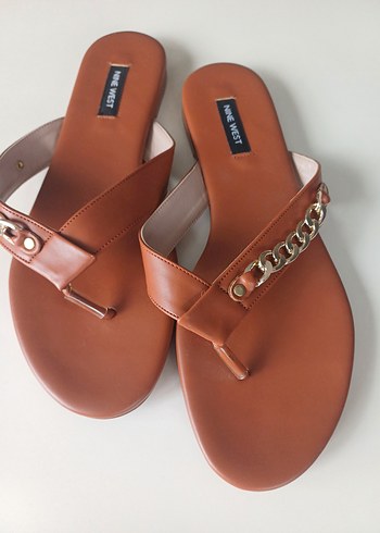 Nine West Kadın Deri Toka Detaylı Terlik