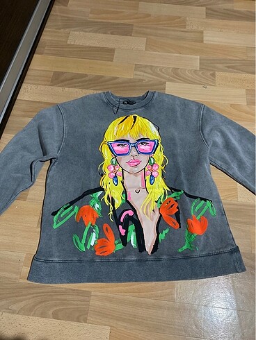 Zara sweatshirt
