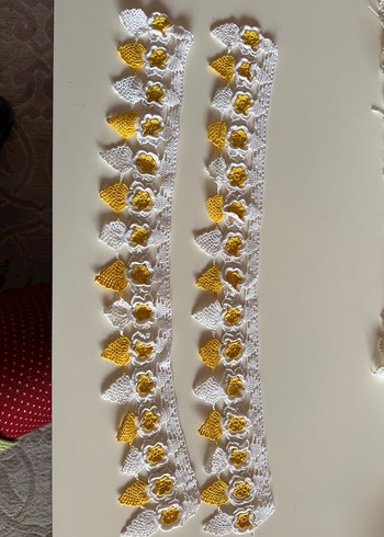 Sarı Beyaz El Örgüsü Havlu Kenarı