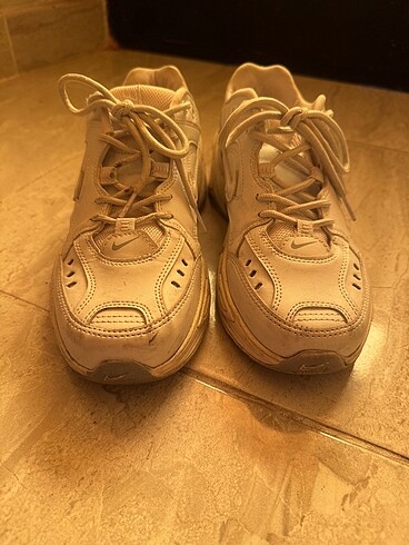 Diğer Nike tekno