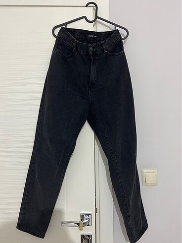 Mom jean