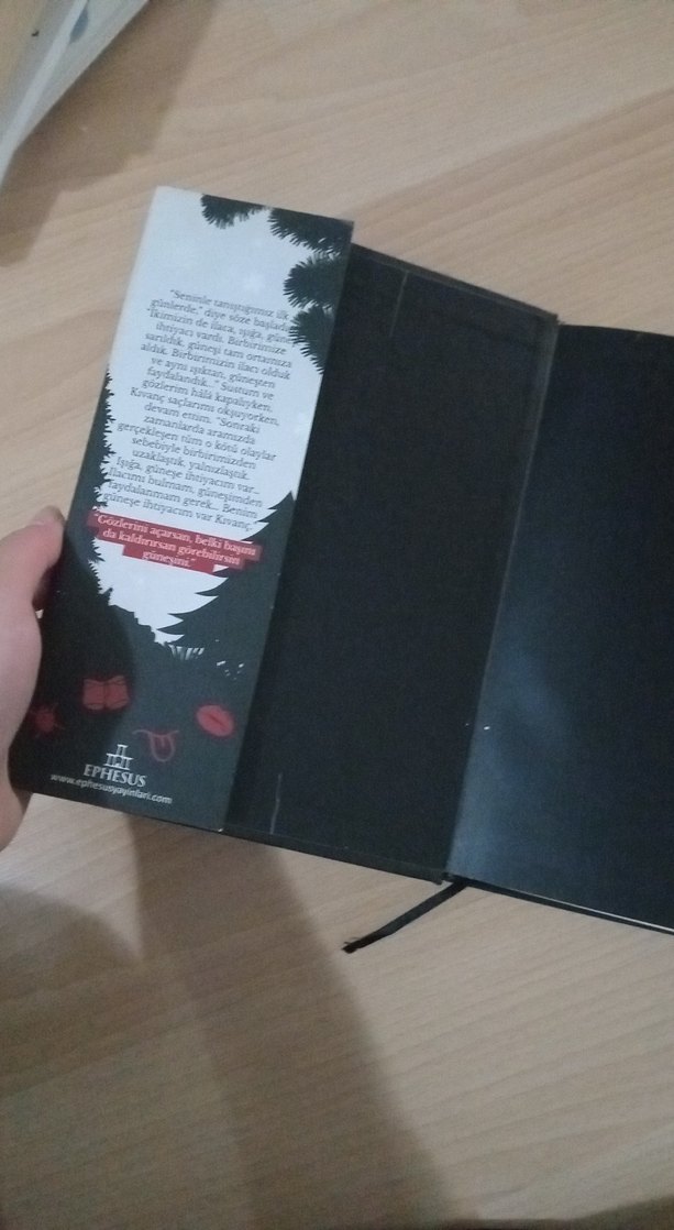 Solucan 2 acı ciltli - Görsel 3