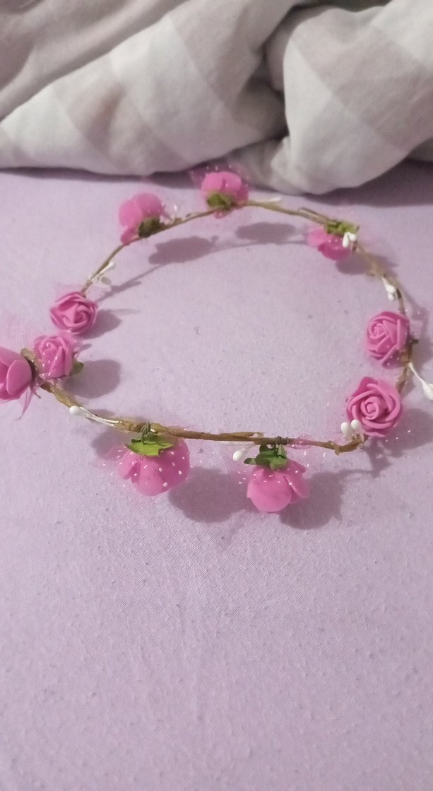 3 tane taç - Görsel 4