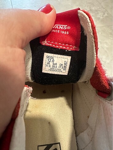 29 Beden kırmızı Renk Vans sneaker
