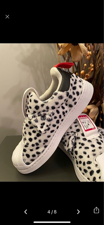 30 Beden beyaz Renk Adidas super temiz