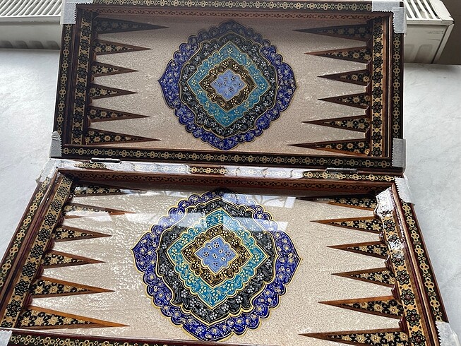  El işlemeli İran tavlası