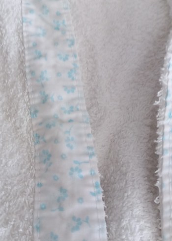 Kapüşonlu Erkek Çocuk Beyaz Nakışlı Bornoz - Görsel 5