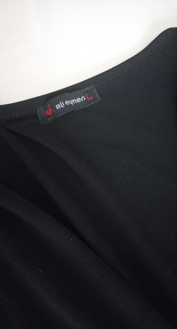 Drapeli Siyah diz altı Kadın siyah elastik kumaştan şık ellbise - Görsel 3