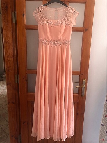 Pembe abiye