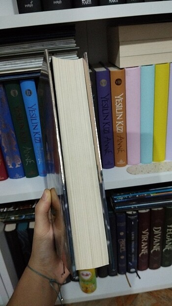 Beden Renk Ölüler konuşamaz