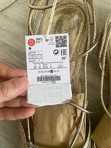 39 Beden altın Renk Stradivarius sandalet