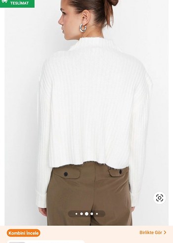 Düğmeli Beyaz Kadın Hırka - Görsel 3