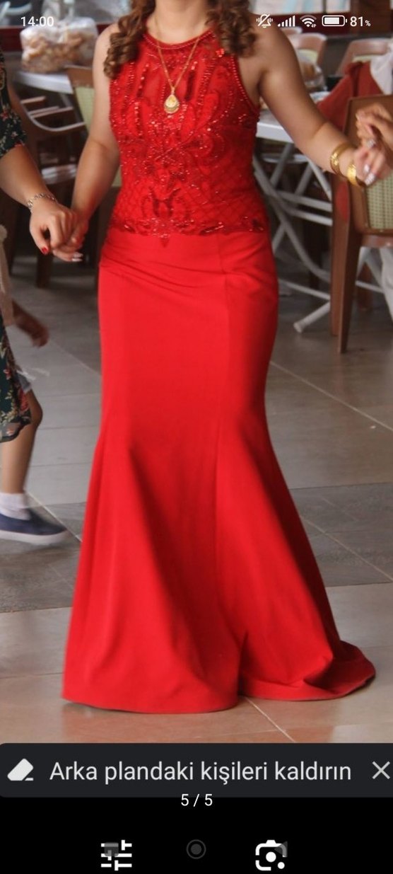 İşlemeli Kırmızı Uzun Abiye Elbise - Görsel 4