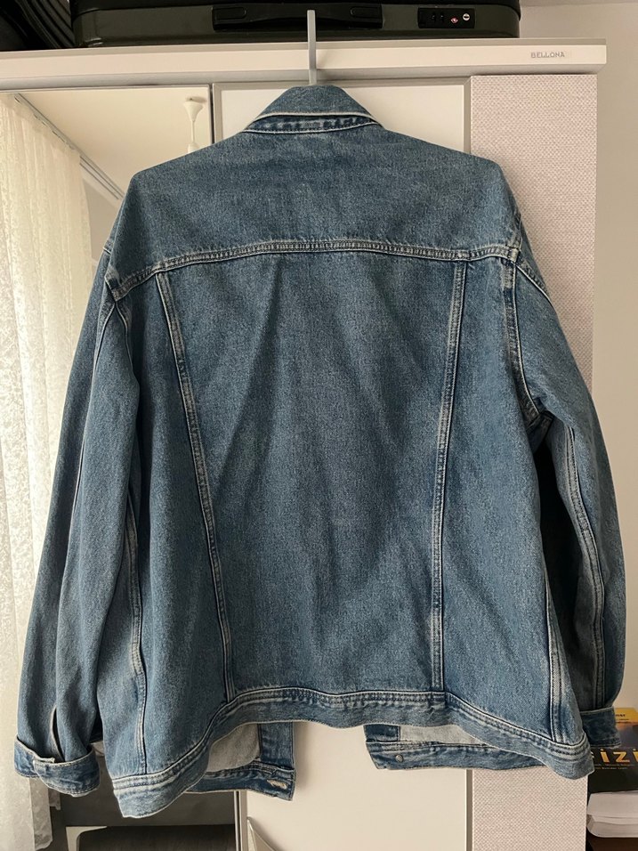 Düğmeli Oversize Mavi Denim Ceket - Görsel 3