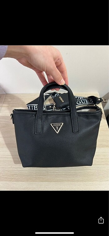 Guess Guess siyah çanta