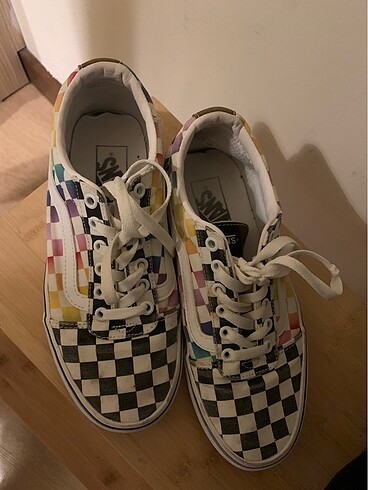 38,5 Beden Vans ayakkabı