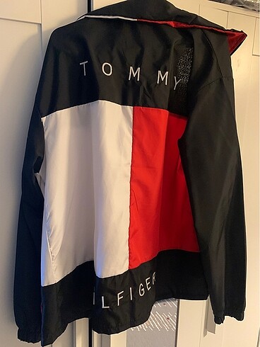 s Beden Tommy hilfiger rüzgarlık