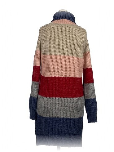 universal Beden PreLoved Tunik %70 İndirimli.