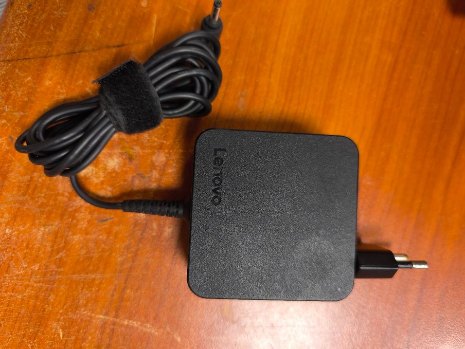 Laptop Şarj Adaptörleri - Görsel 5