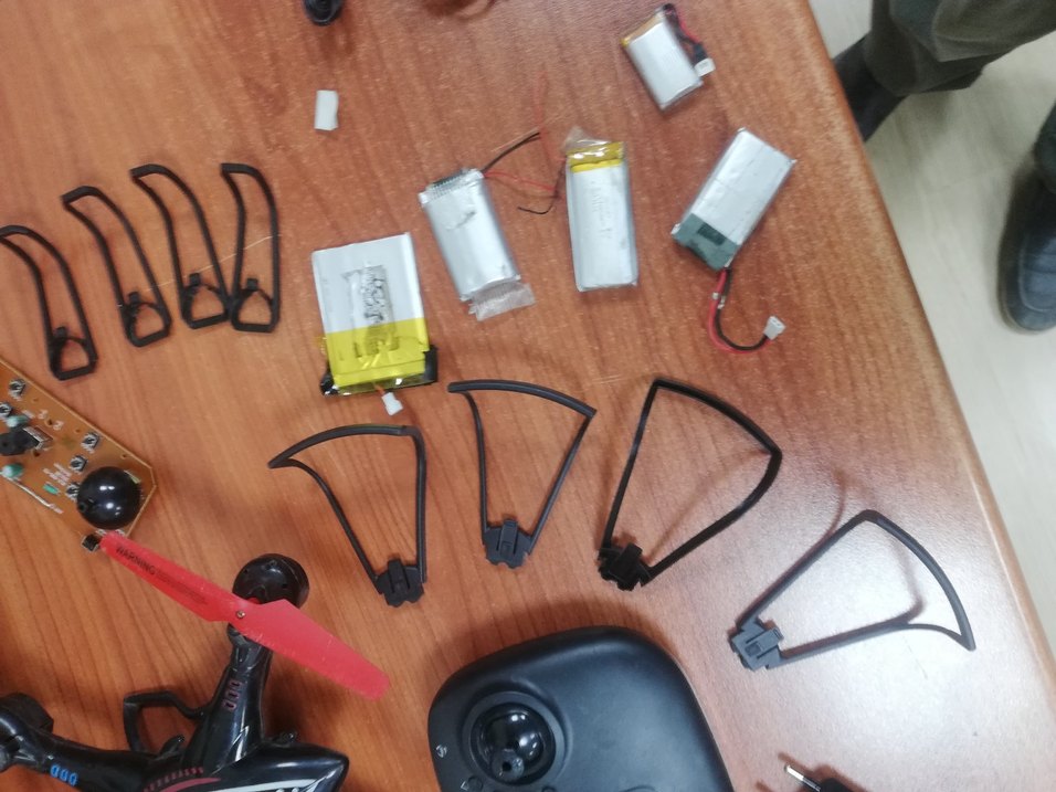 Kara Uzaktan Kumandalı Drone ve Aksesuar Seti - Görsel 4