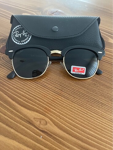 Rayban siyah clupmaster güneş gözlüğü