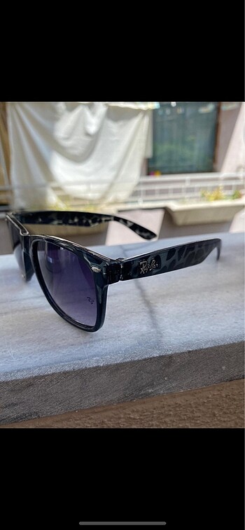 rayban siyah leopar desenli walferer güneş gözlüğü